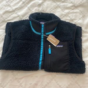 Men’s BRAND NEW Patagonia Fleece Vest, Size Medium